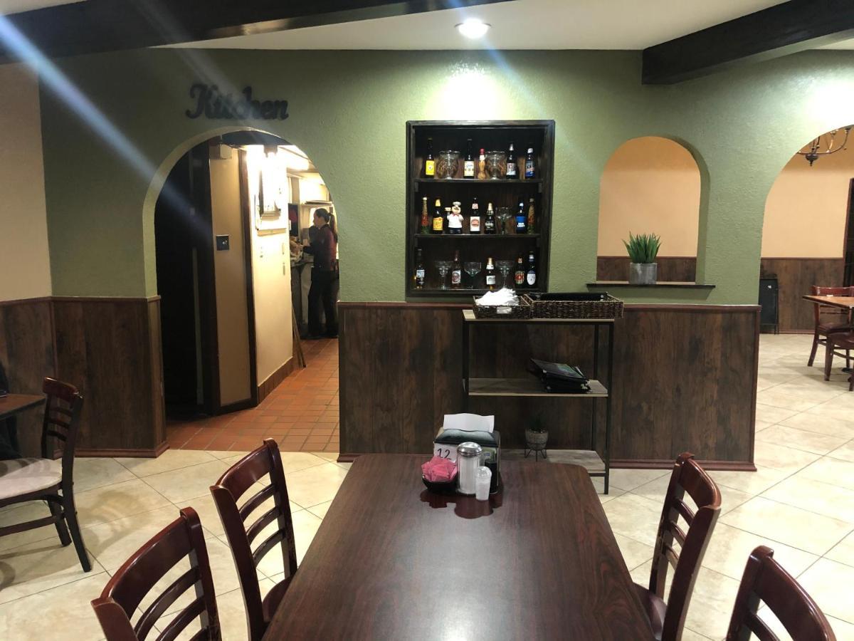 Royal Inn Port Lavaca Esterno foto